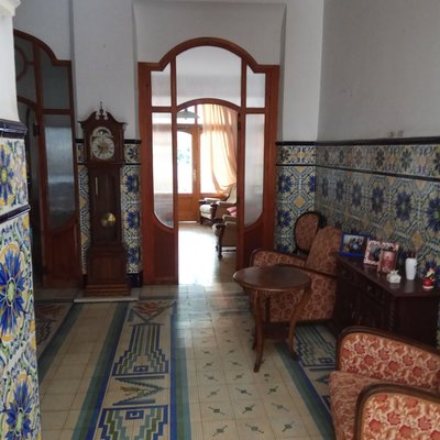 CASA SEÑORIAL EN EL CENTRO DEL PUEBLO