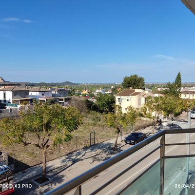 Vivienda nueva con vistas al mar.